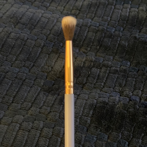 LUXIE 237 Blending Brush - Dreamcatcher - Picture 3 of 3